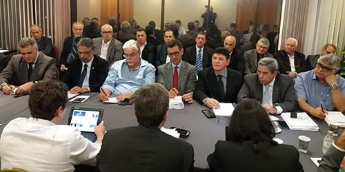 Acordos assinados com aumento real vão injetar mais dinheiro na economia nos próximos meses